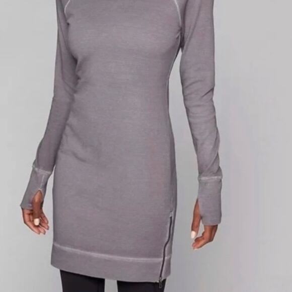 Athleta Eco Wash Size Zip Long Sleeve Thumbhole Sweatshirt Dress in Gray, Small - Picture 3 of 10